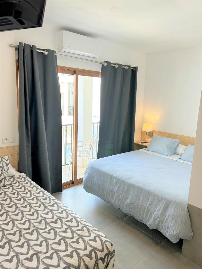 Hostal Fornet Алтеа Екстериор снимка