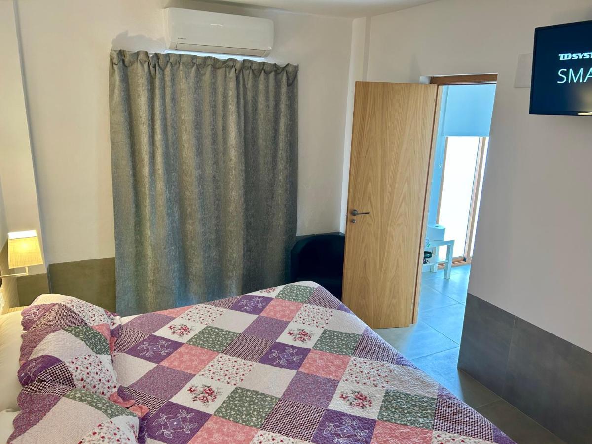 Hostal Fornet Алтеа Екстериор снимка